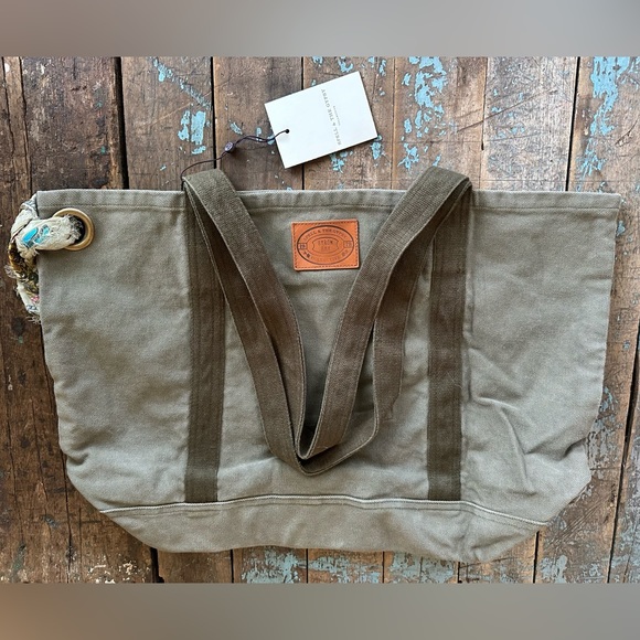 Spell Gypsy Traveller Tote Bag, BNWT, in Khaki - Picture 8 of 10